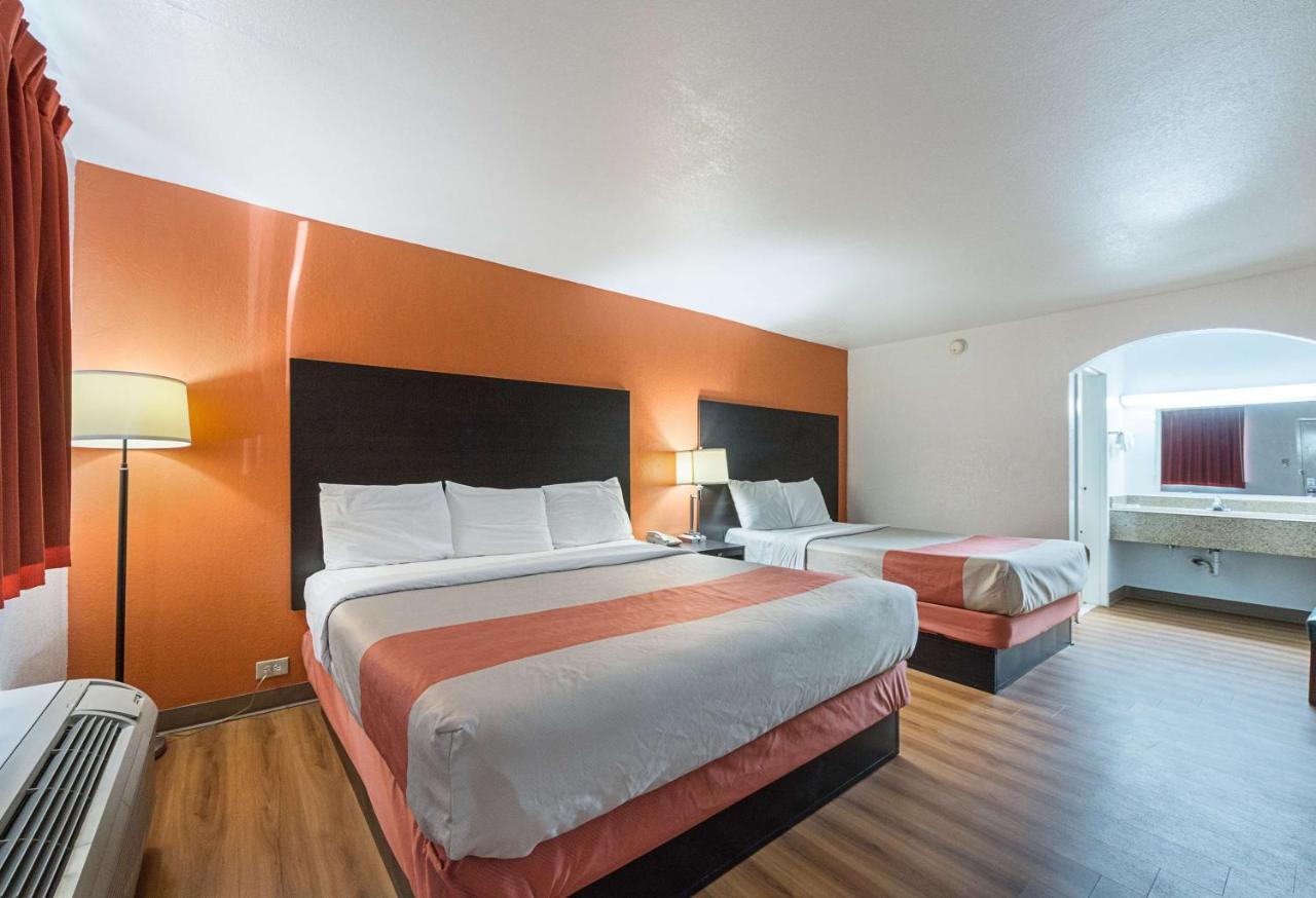 Motel 6 San Antonio Tx I10 West Экстерьер фото