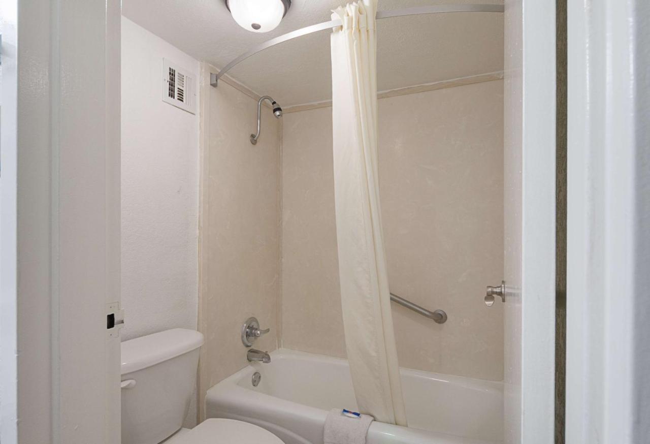 Motel 6 San Antonio Tx I10 West Экстерьер фото
