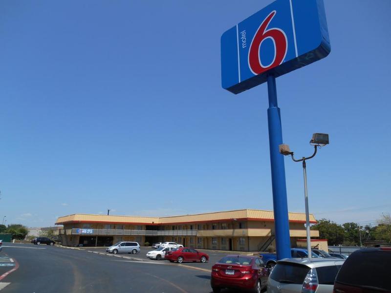 Motel 6 San Antonio Tx I10 West Экстерьер фото