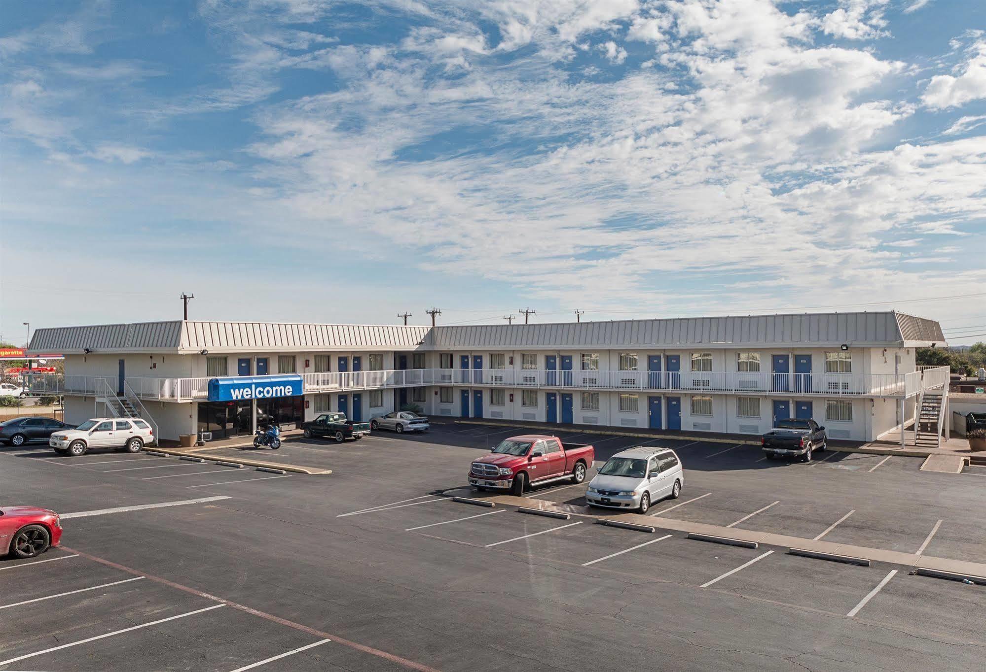 Motel 6 San Antonio Tx I10 West Экстерьер фото