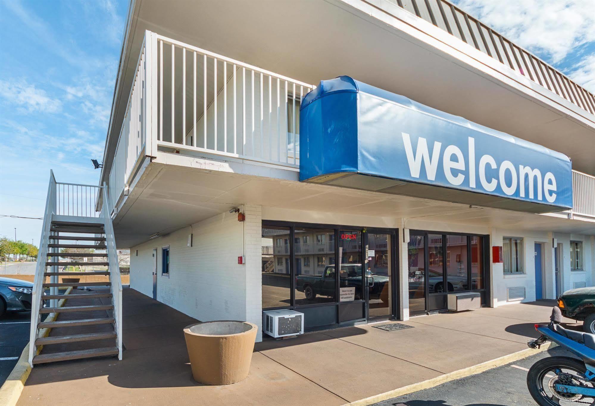 Motel 6 San Antonio Tx I10 West Экстерьер фото